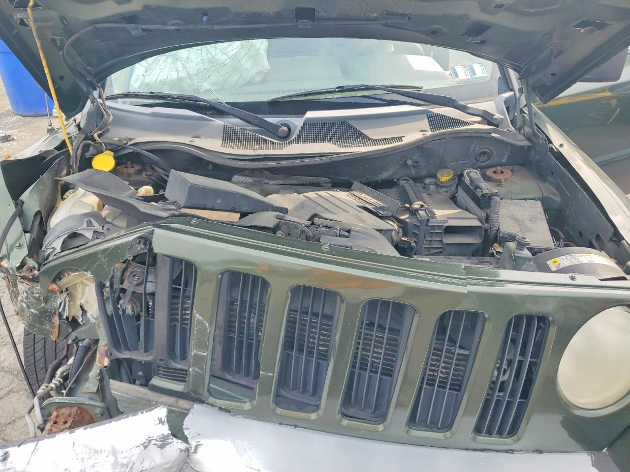 2007 Jeep Patriot Limited Green vin: 1J8FF48W37D285359
