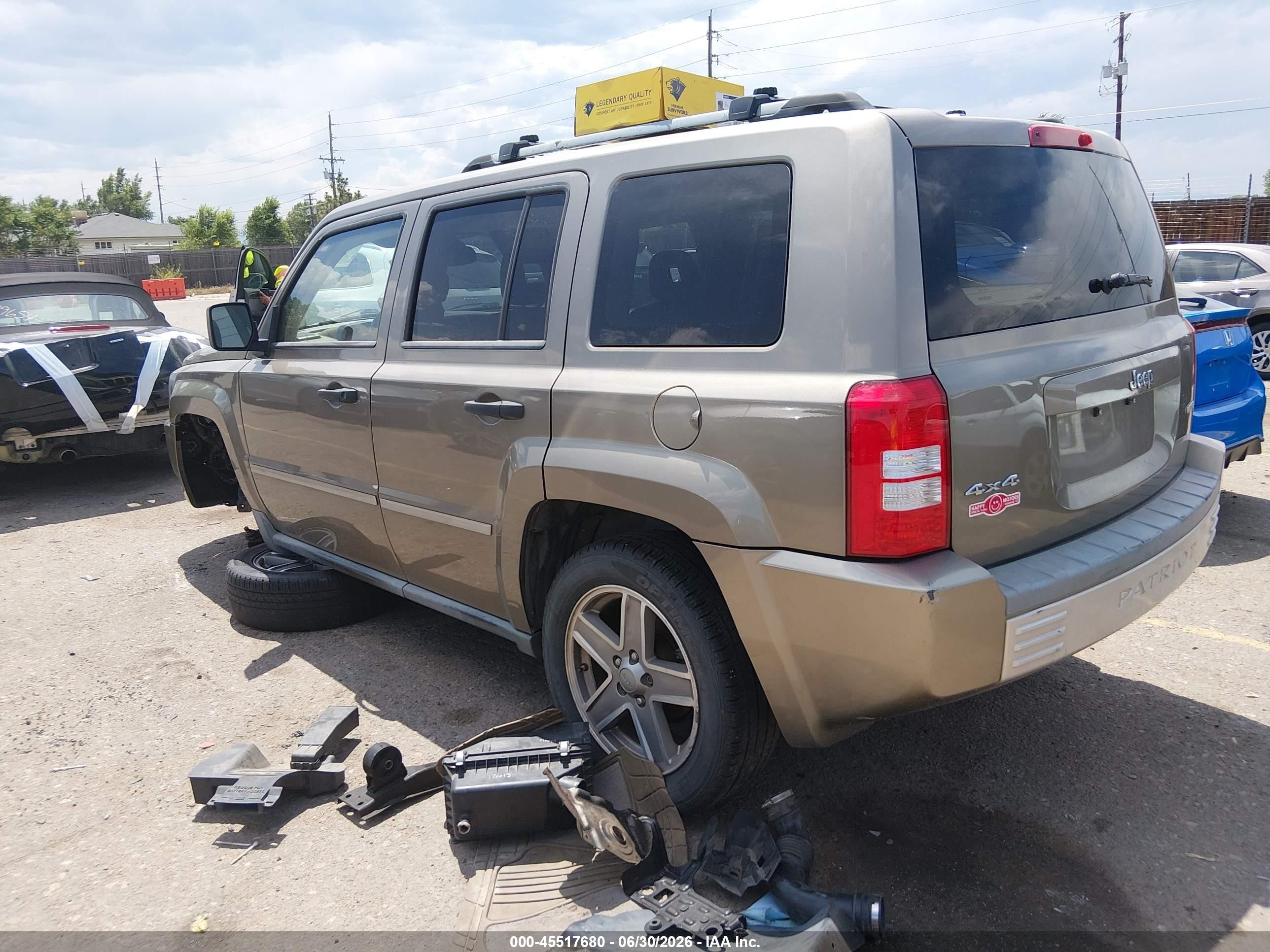2008 Jeep Patriot Limited Gold vin: 1J8FF48W38D547432