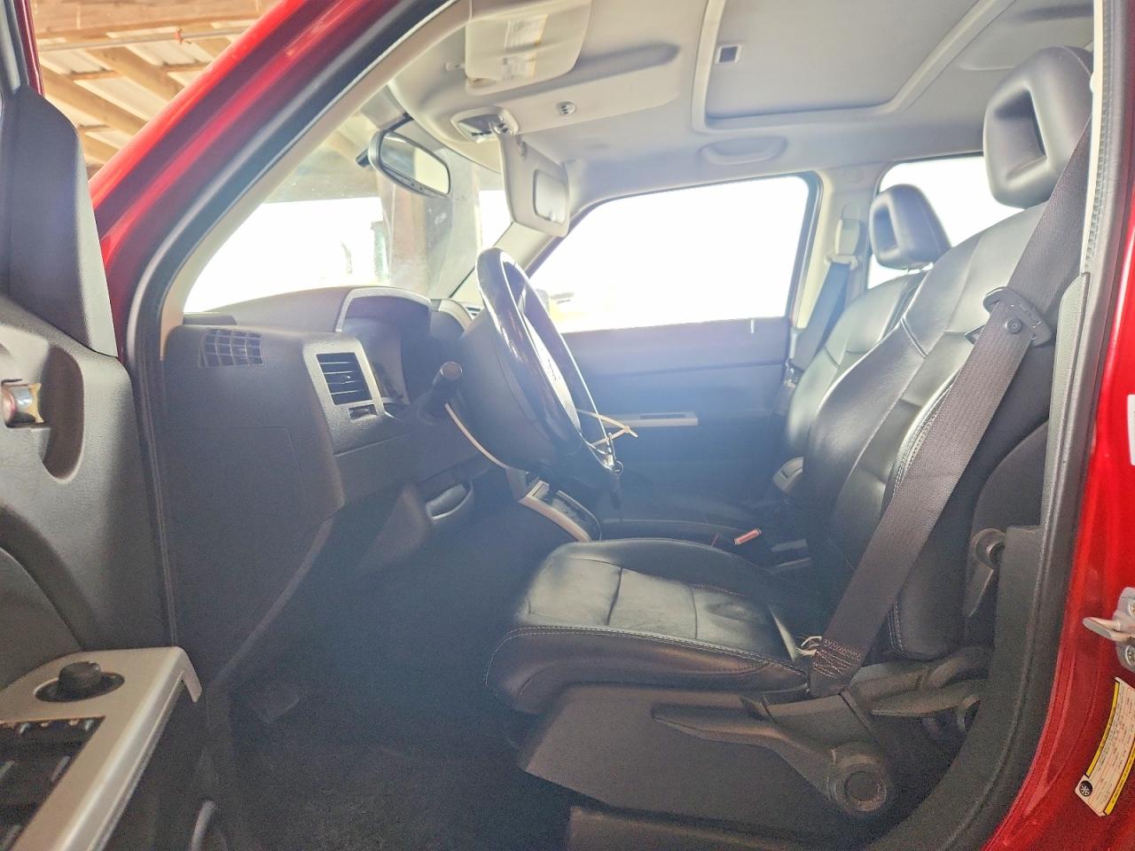 2008 Jeep Patriot Limited Red vin: 1J8FF48W48D541302
