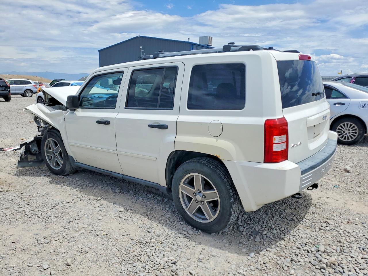 2007 Jeep Patriot Limited Белый vin: 1J8FF48WX7D330359