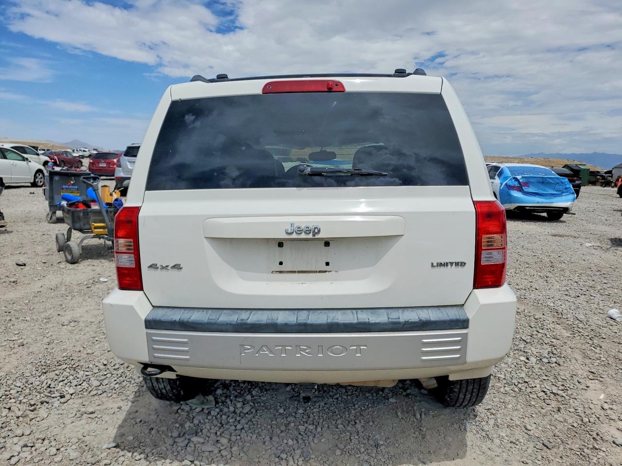 2007 Jeep Patriot Limited Белый vin: 1J8FF48WX7D330359