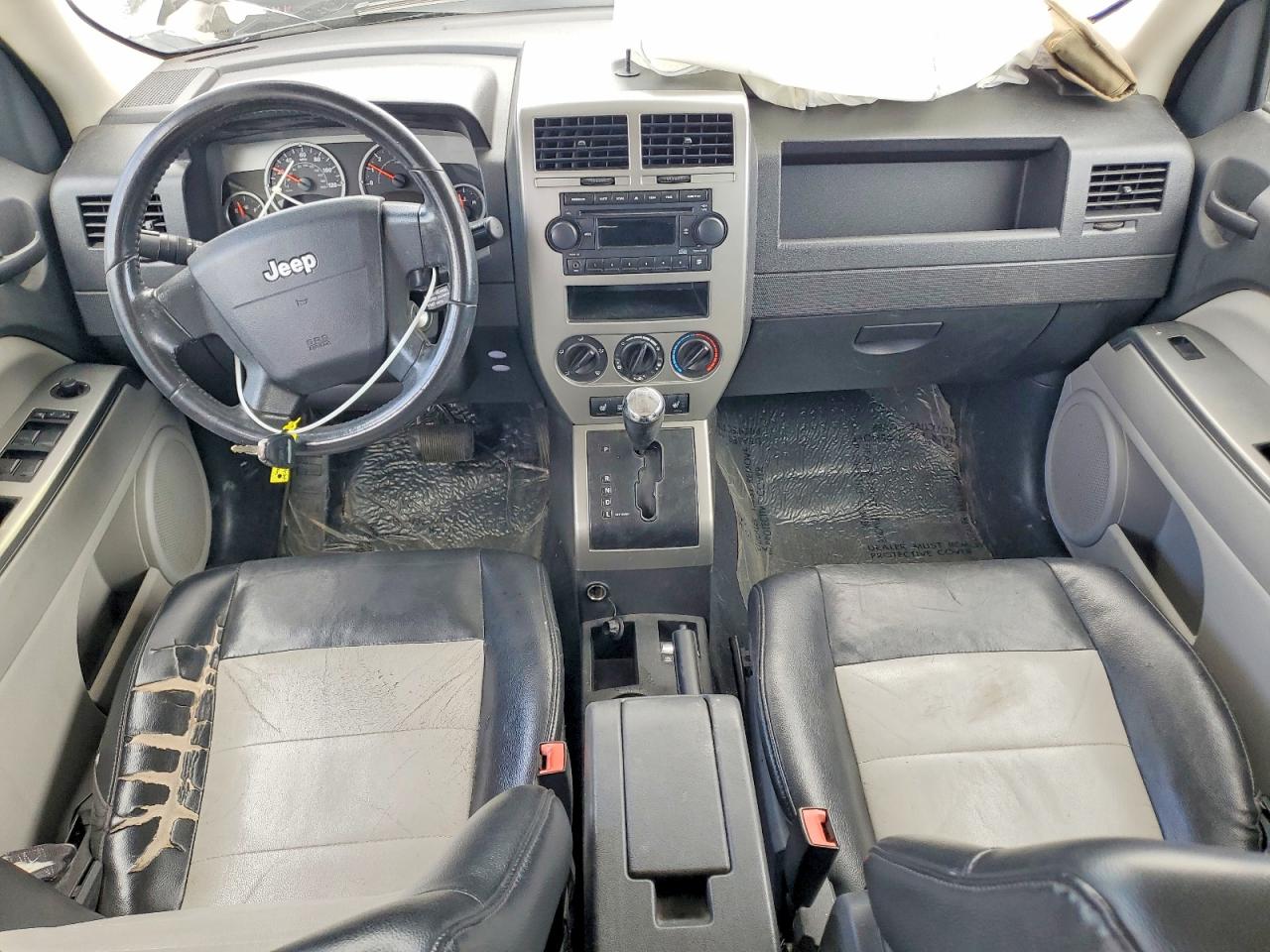 2007 Jeep Patriot Limited Белый vin: 1J8FF48WX7D330359