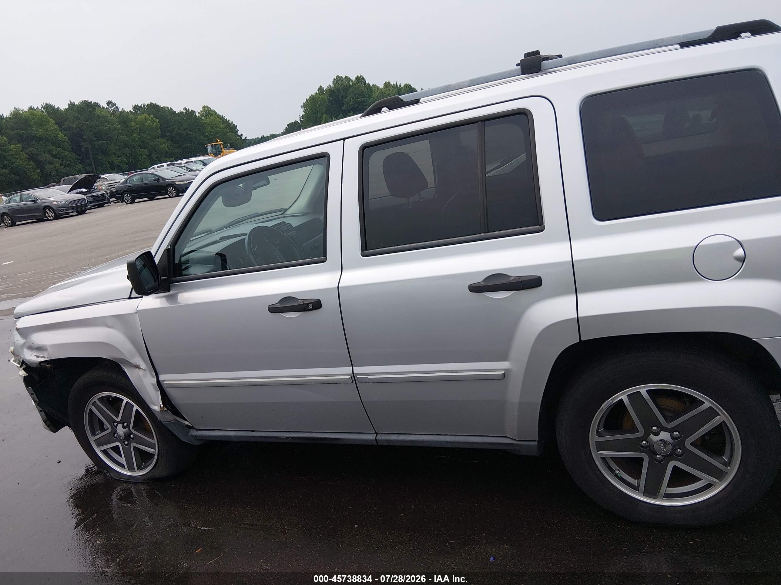 2008 Jeep Patriot Limited Silver vin: 1J8FF48WX8D734277