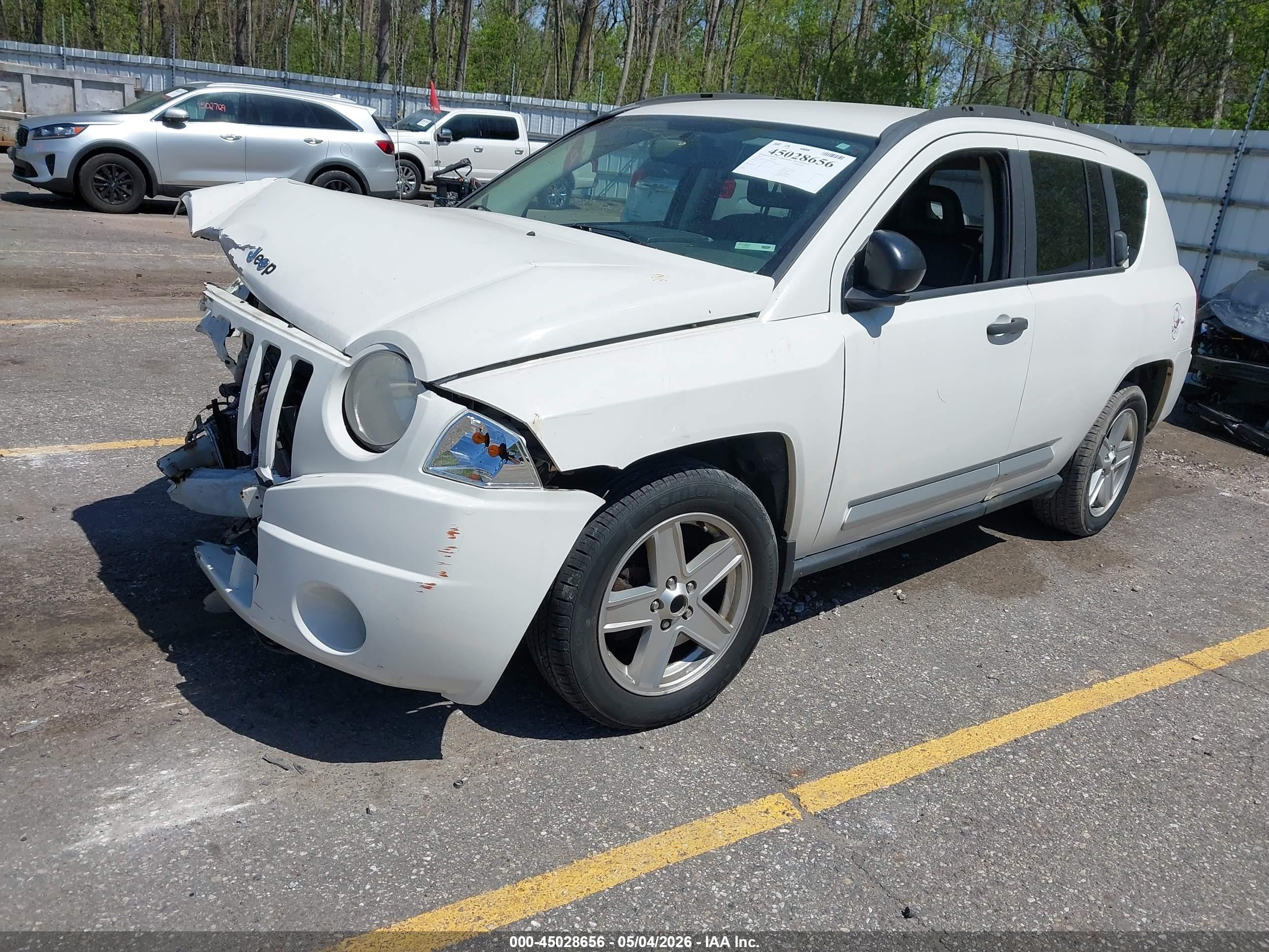 2007 Jeep Compass Limited White vin: 1J8FF57W47D169837