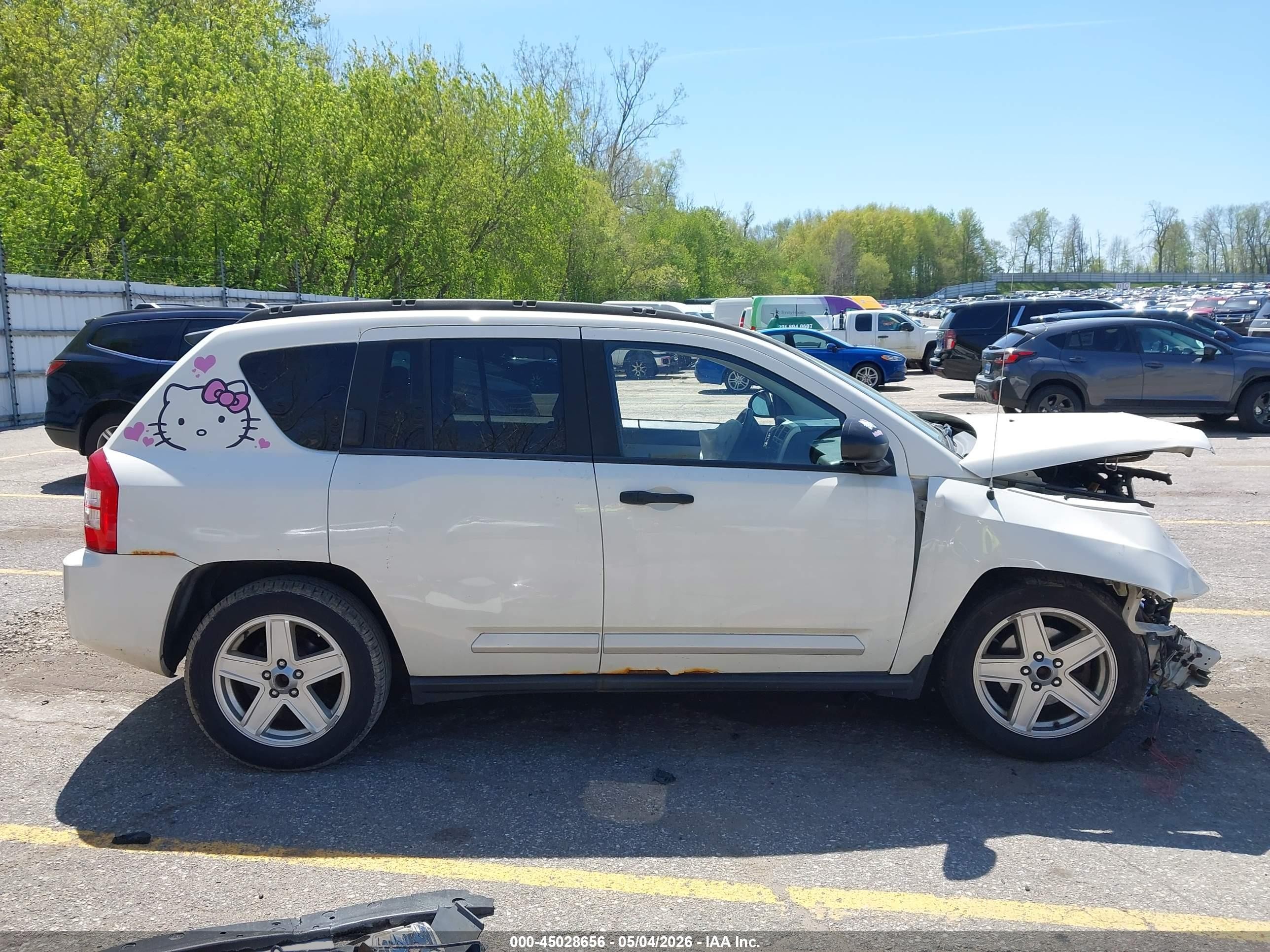 2007 Jeep Compass Limited White vin: 1J8FF57W47D169837