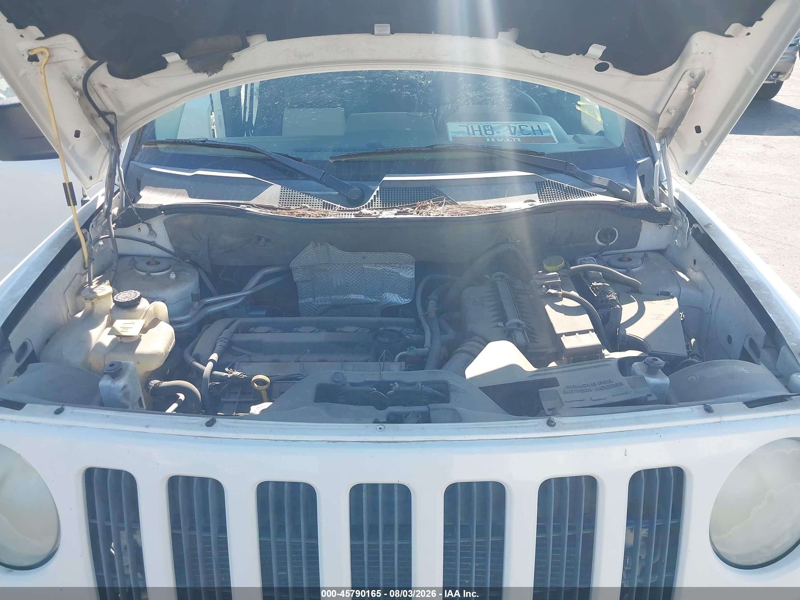 2008 Jeep Patriot Sport White vin: 1J8FT28018D722060