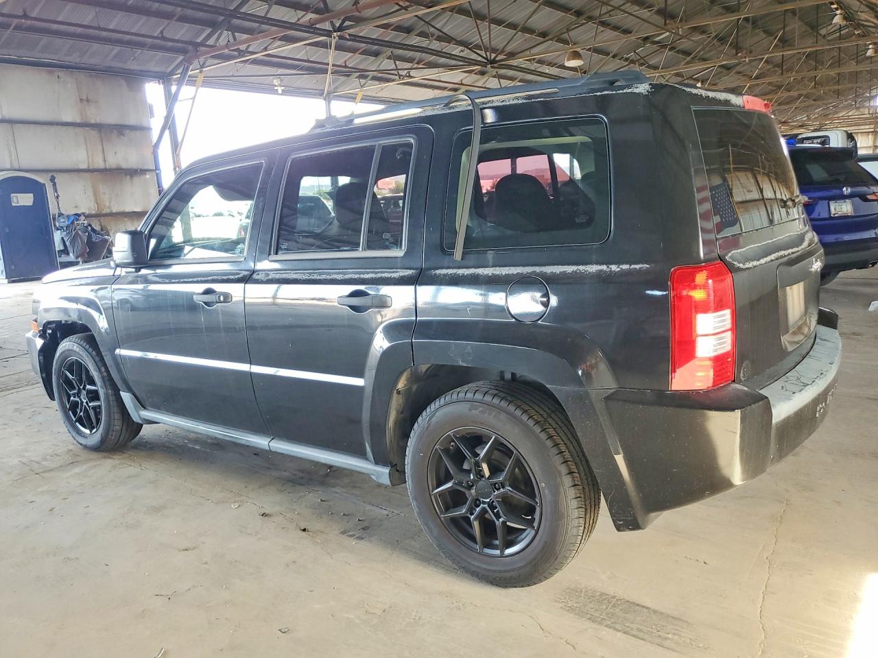 2008 Jeep Patriot Sport Черный vin: 1J8FT28028D709513