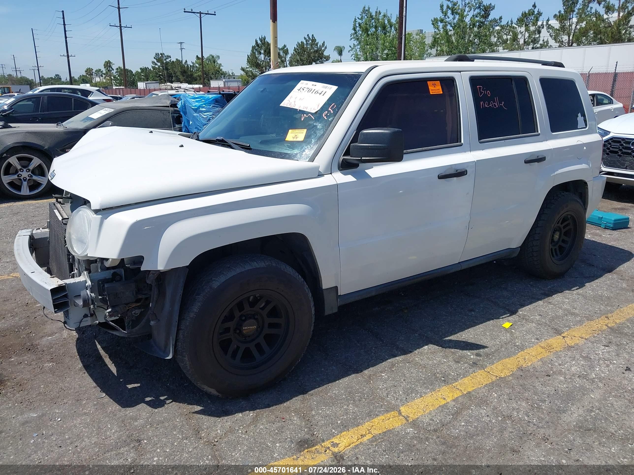 2008 Jeep Patriot Sport White vin: 1J8FT28038D775987