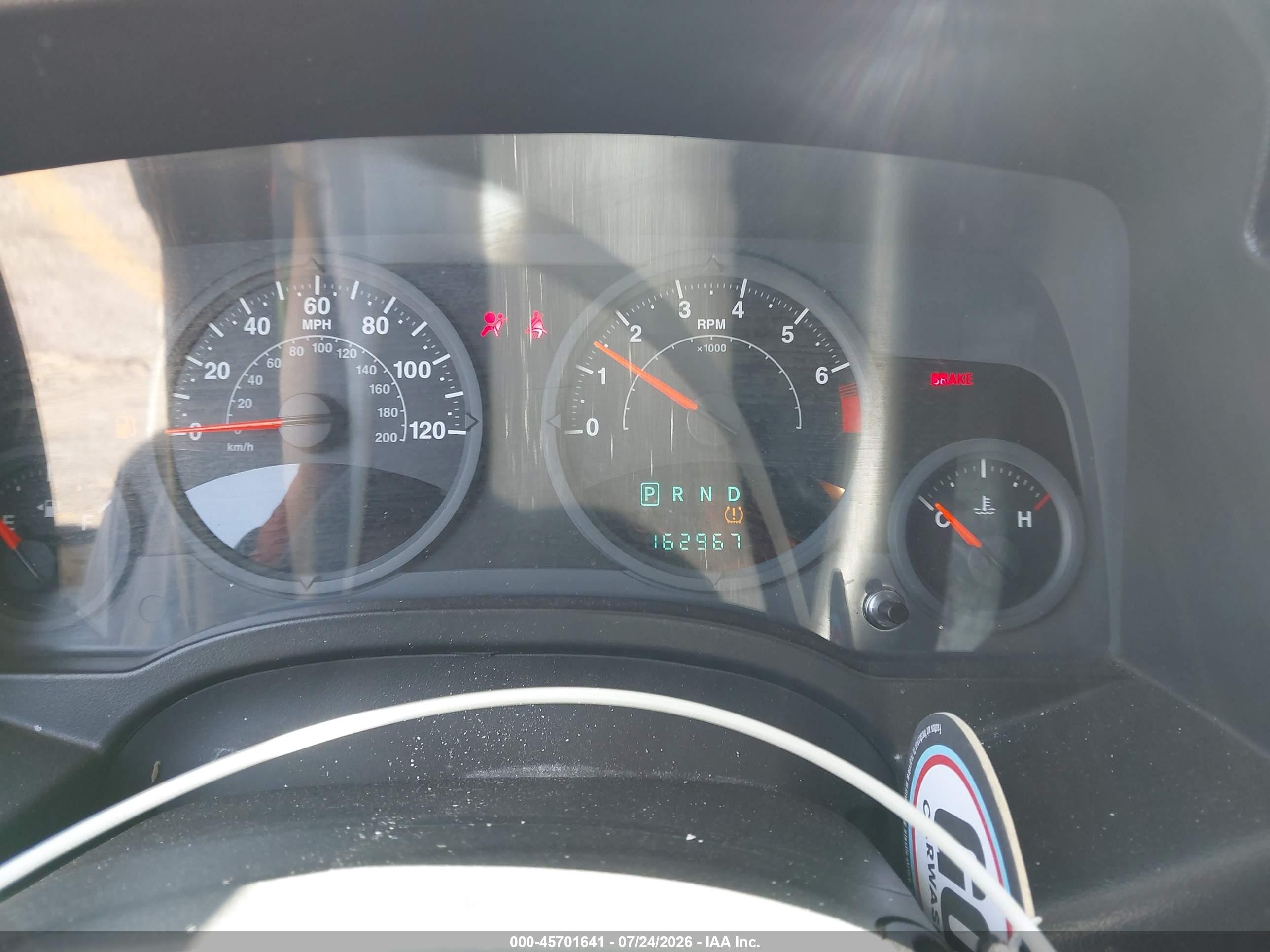 2008 Jeep Patriot Sport White vin: 1J8FT28038D775987