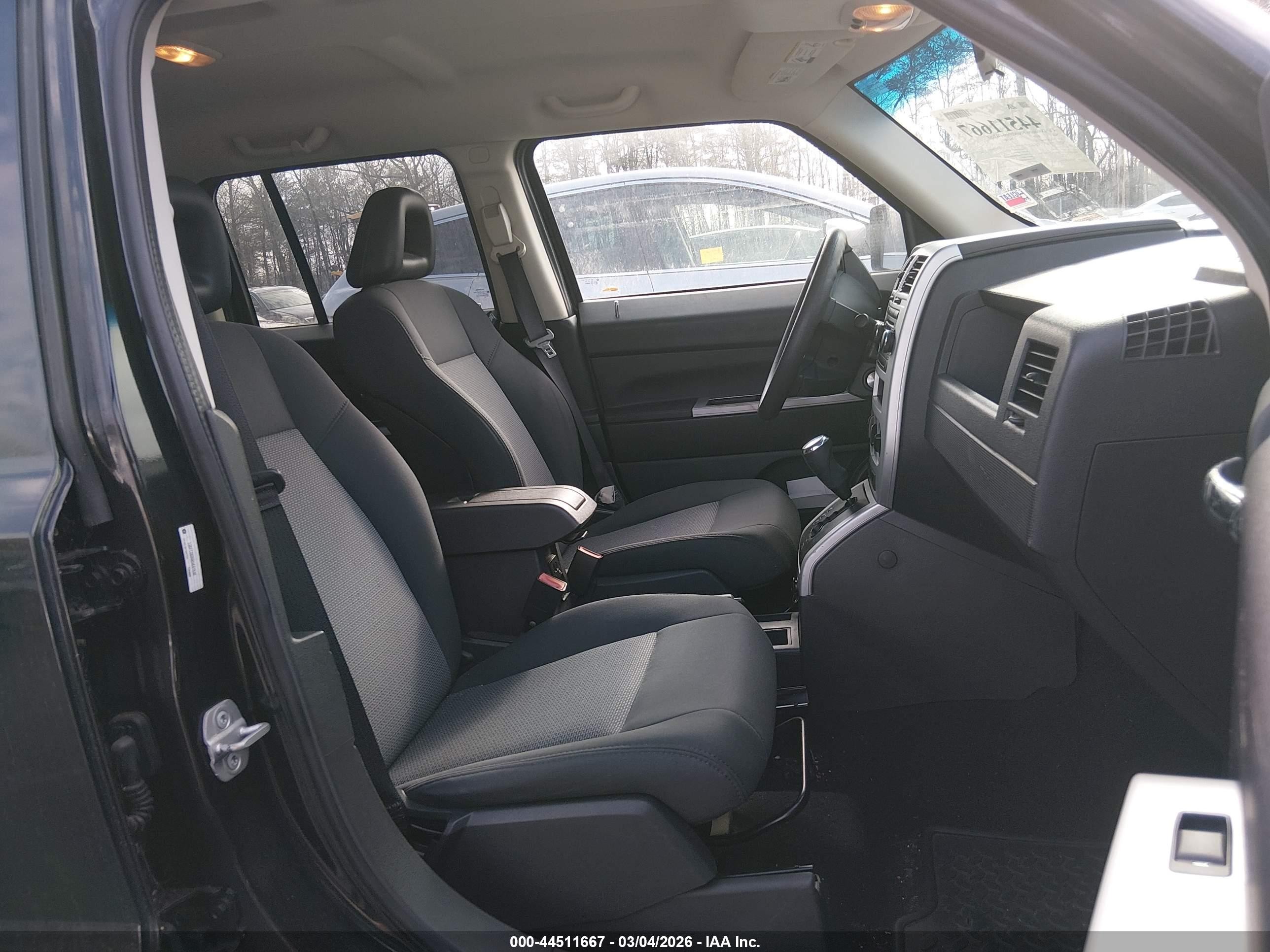 2008 Jeep Patriot Sport Black vin: 1J8FT28058D647539