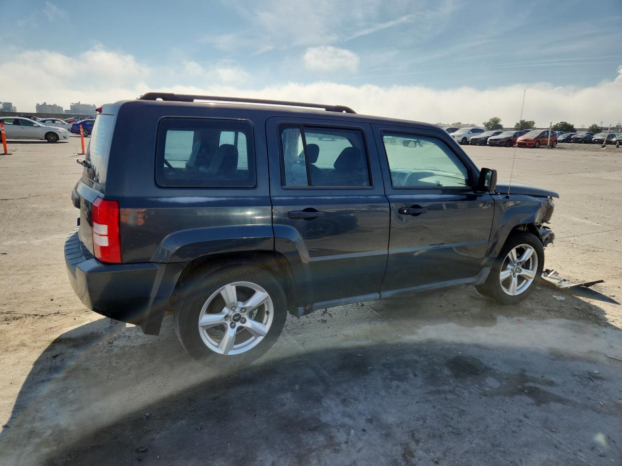 2008 Jeep Patriot Sport Gray vin: 1J8FT28078D731619