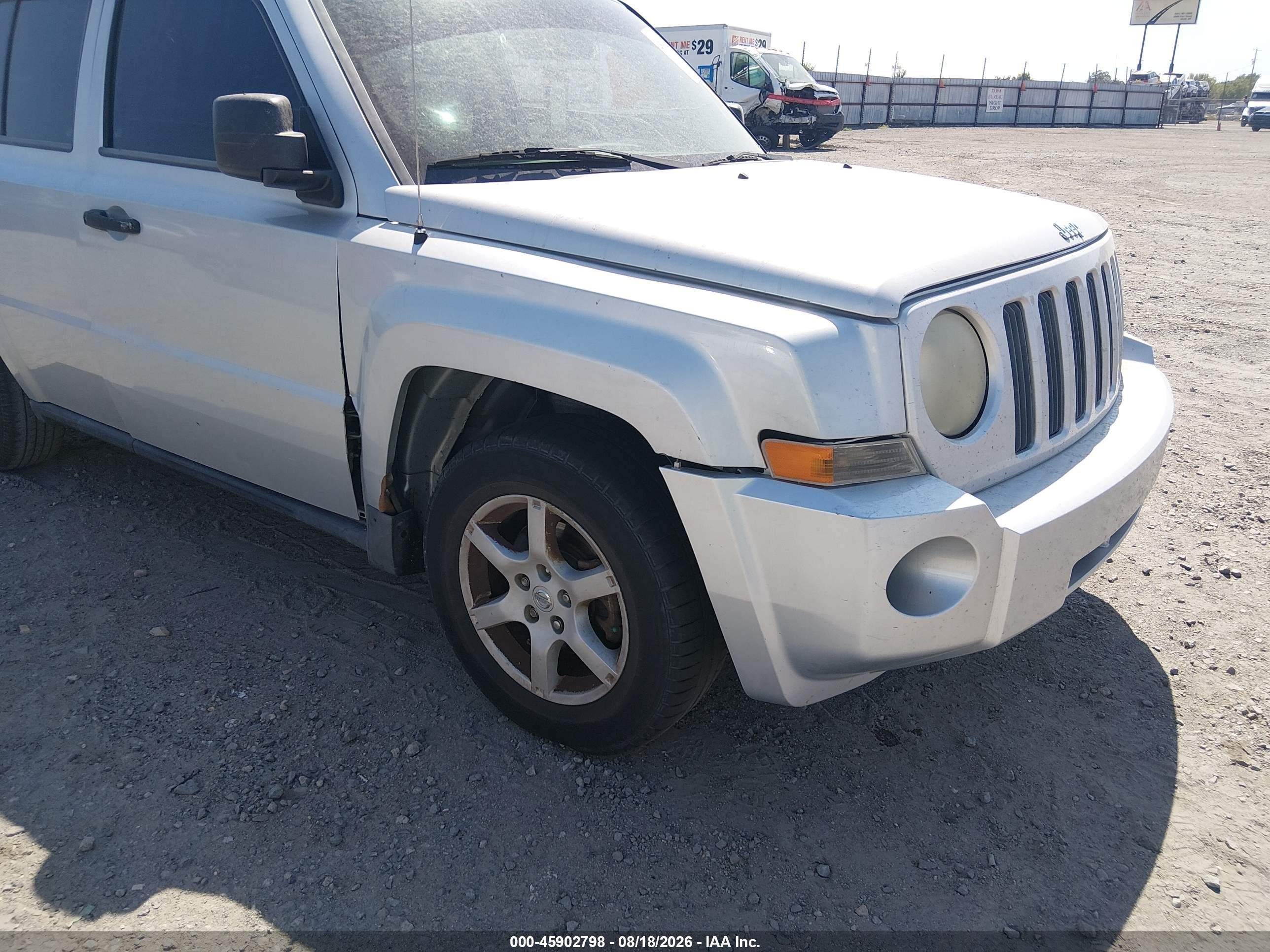 2008 Jeep Patriot Sport Silver vin: 1J8FT28088D799041