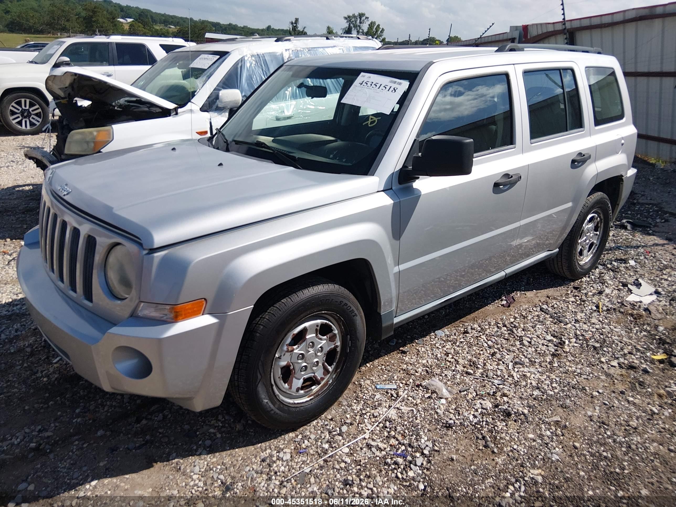 2008 Jeep Patriot Sport Silver vin: 1J8FT28098D773273