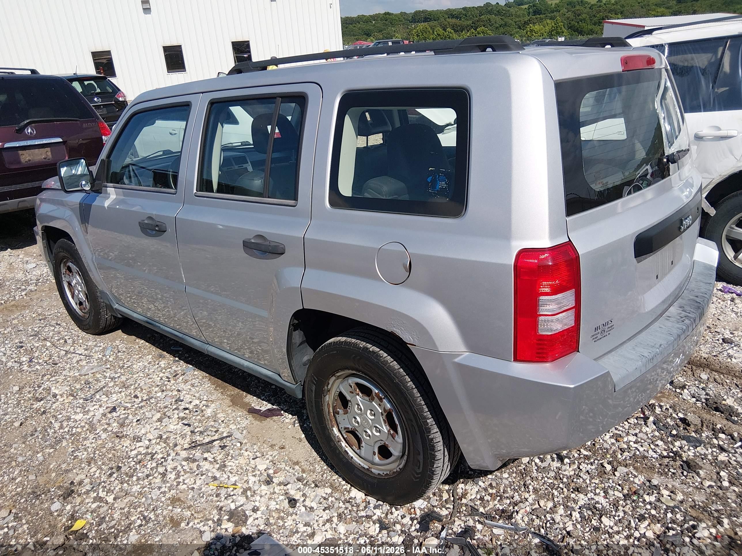 2008 Jeep Patriot Sport Silver vin: 1J8FT28098D773273