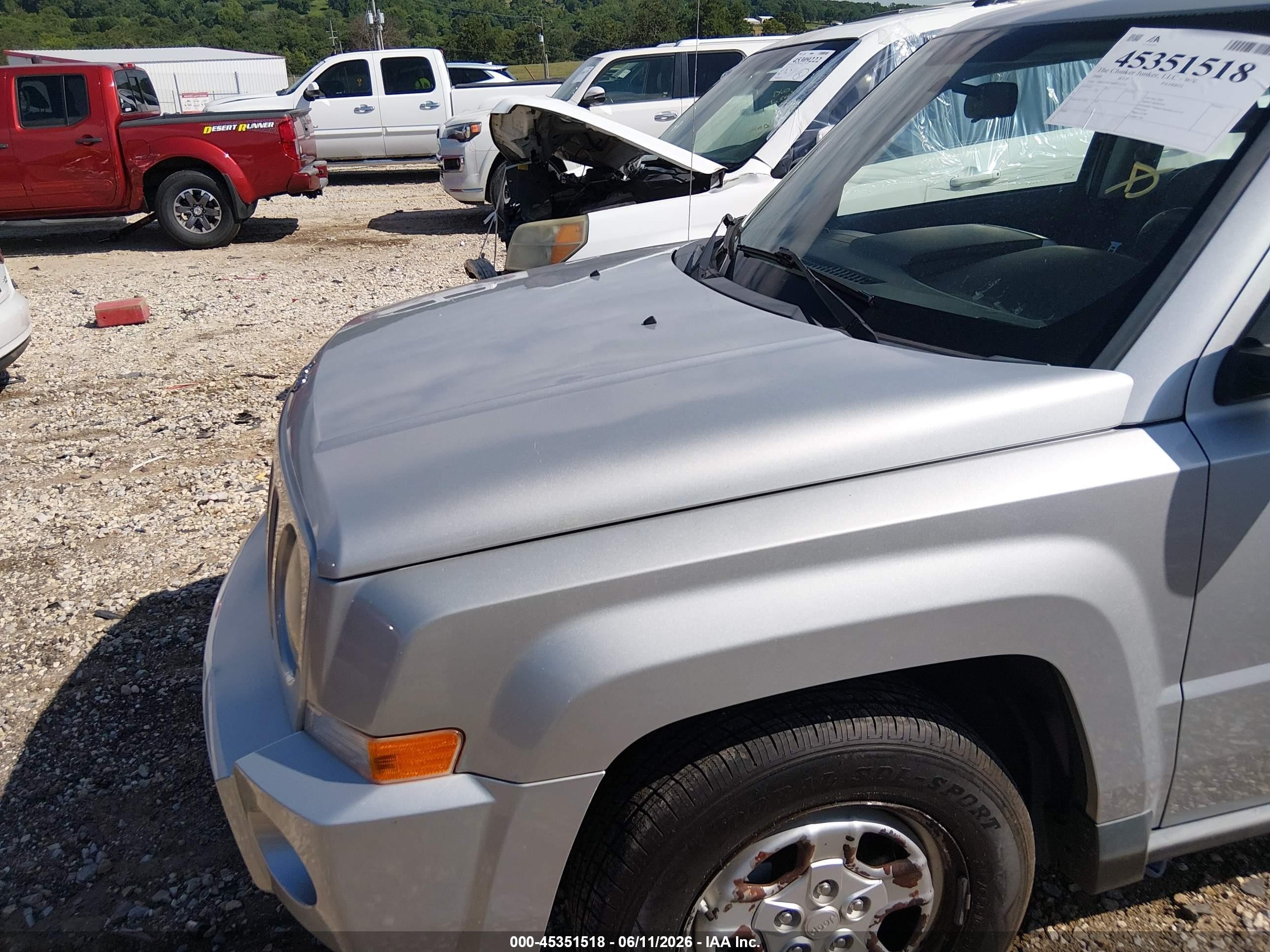 2008 Jeep Patriot Sport Silver vin: 1J8FT28098D773273