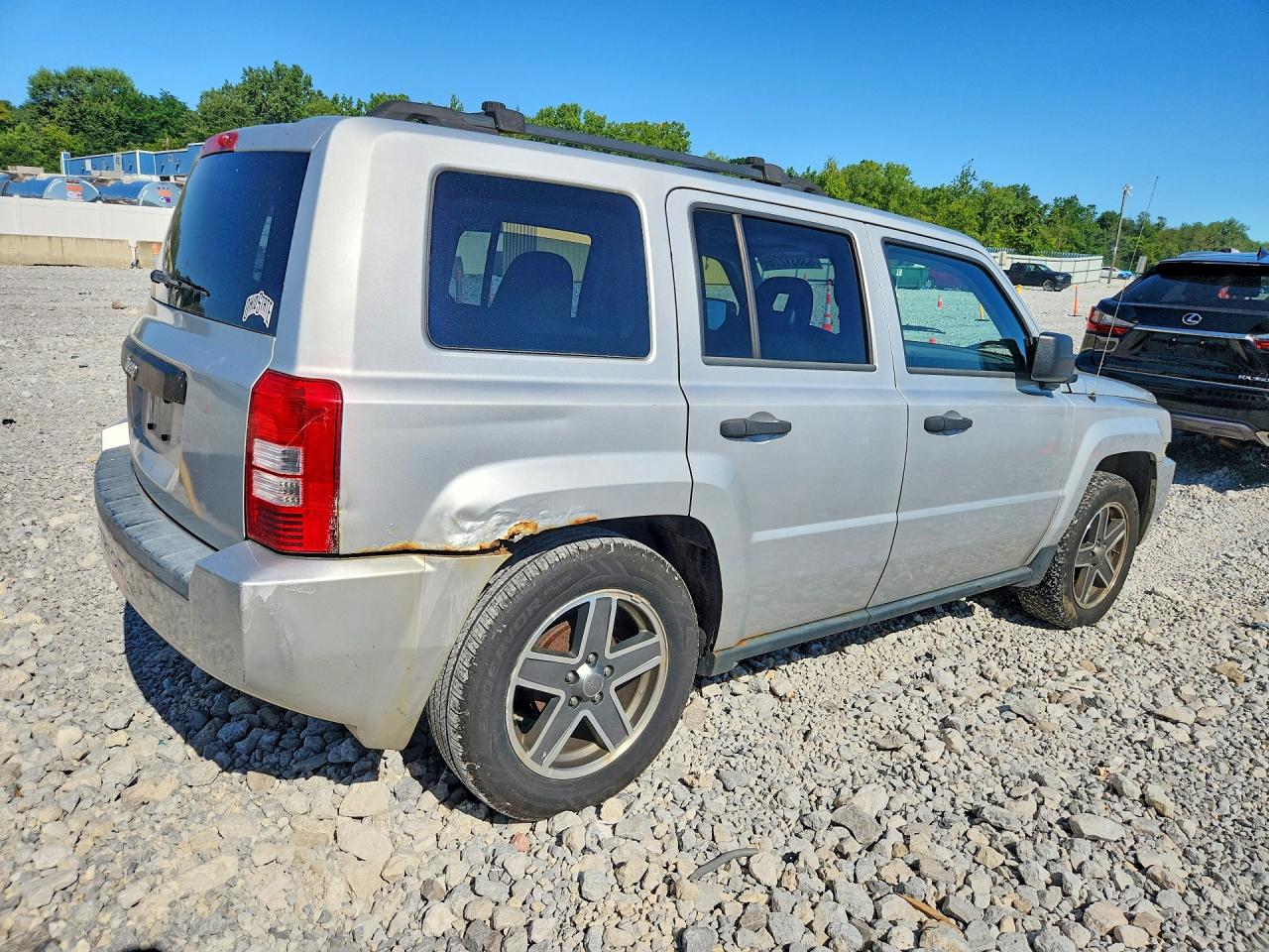 2009 Jeep Patriot Sport Серебряный vin: 1J8FT28B79D154173