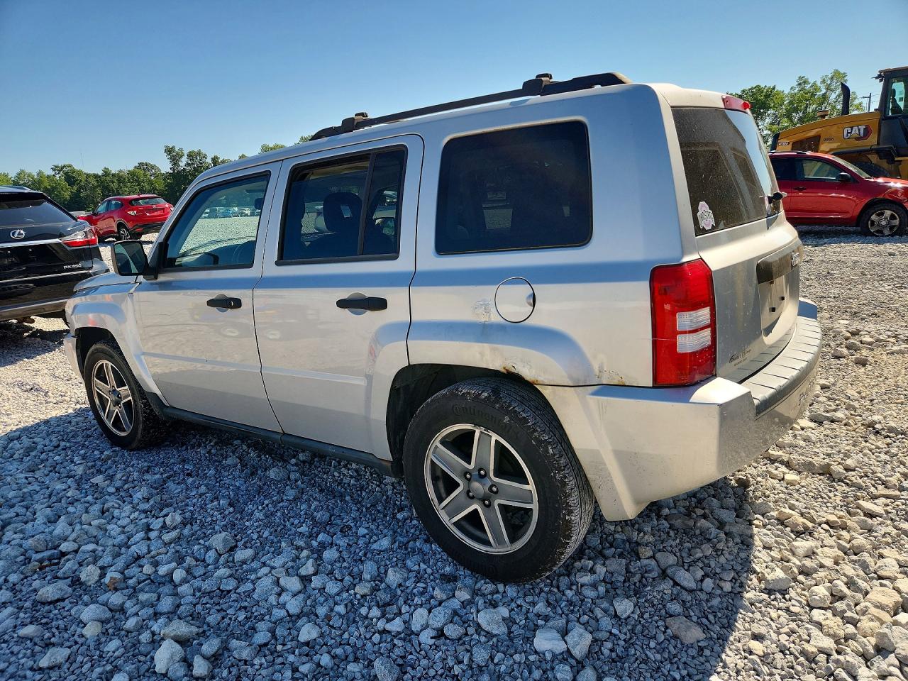 2009 Jeep Patriot Sport Серебряный vin: 1J8FT28B79D154173