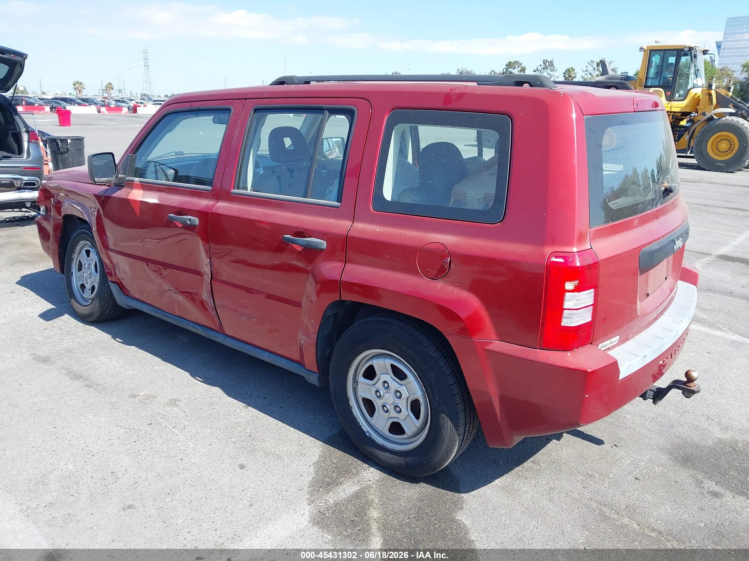 2008 Jeep Patriot Sport Red vin: 1J8FT28W08D706226