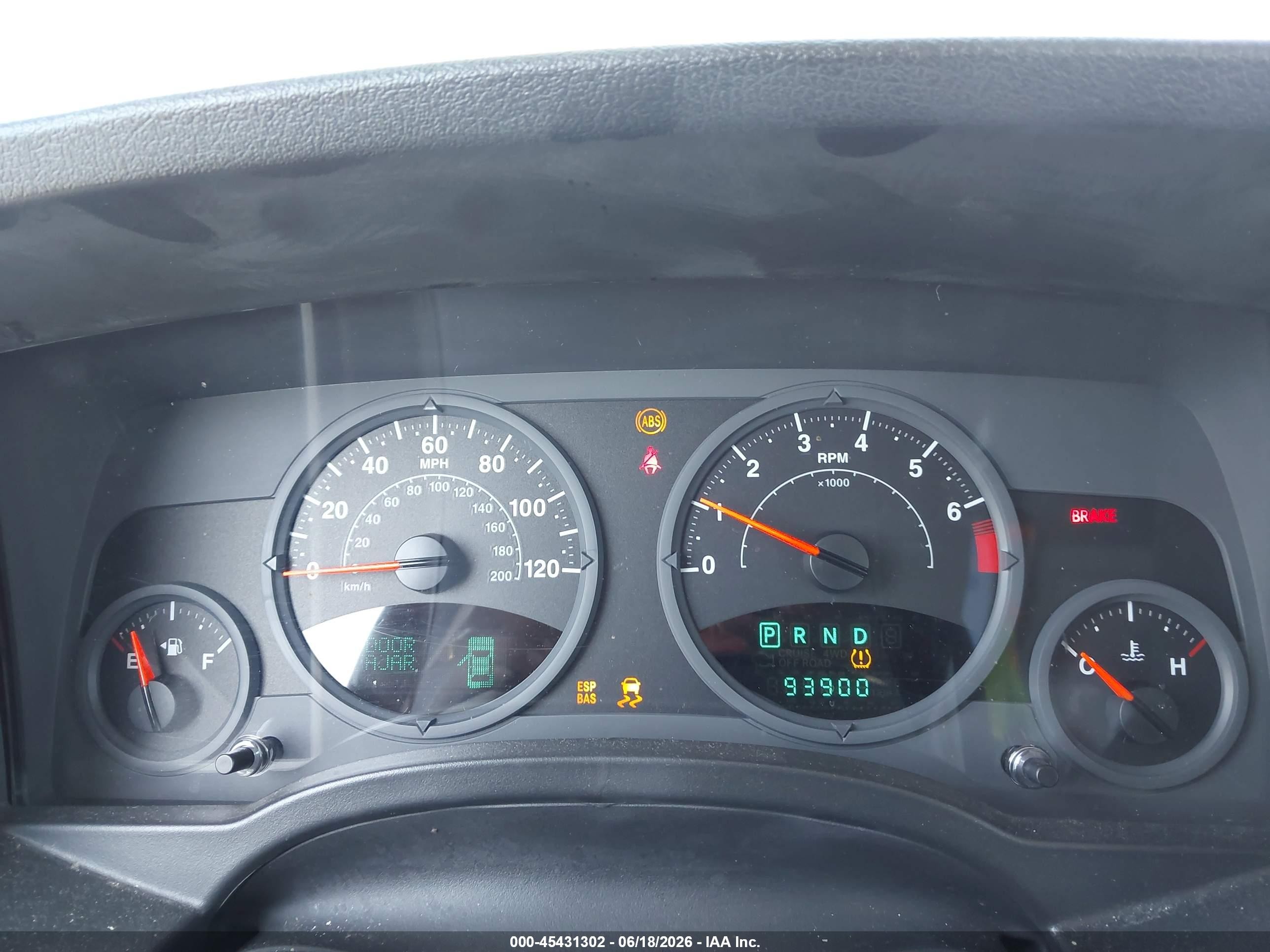 2008 Jeep Patriot Sport Red vin: 1J8FT28W08D706226