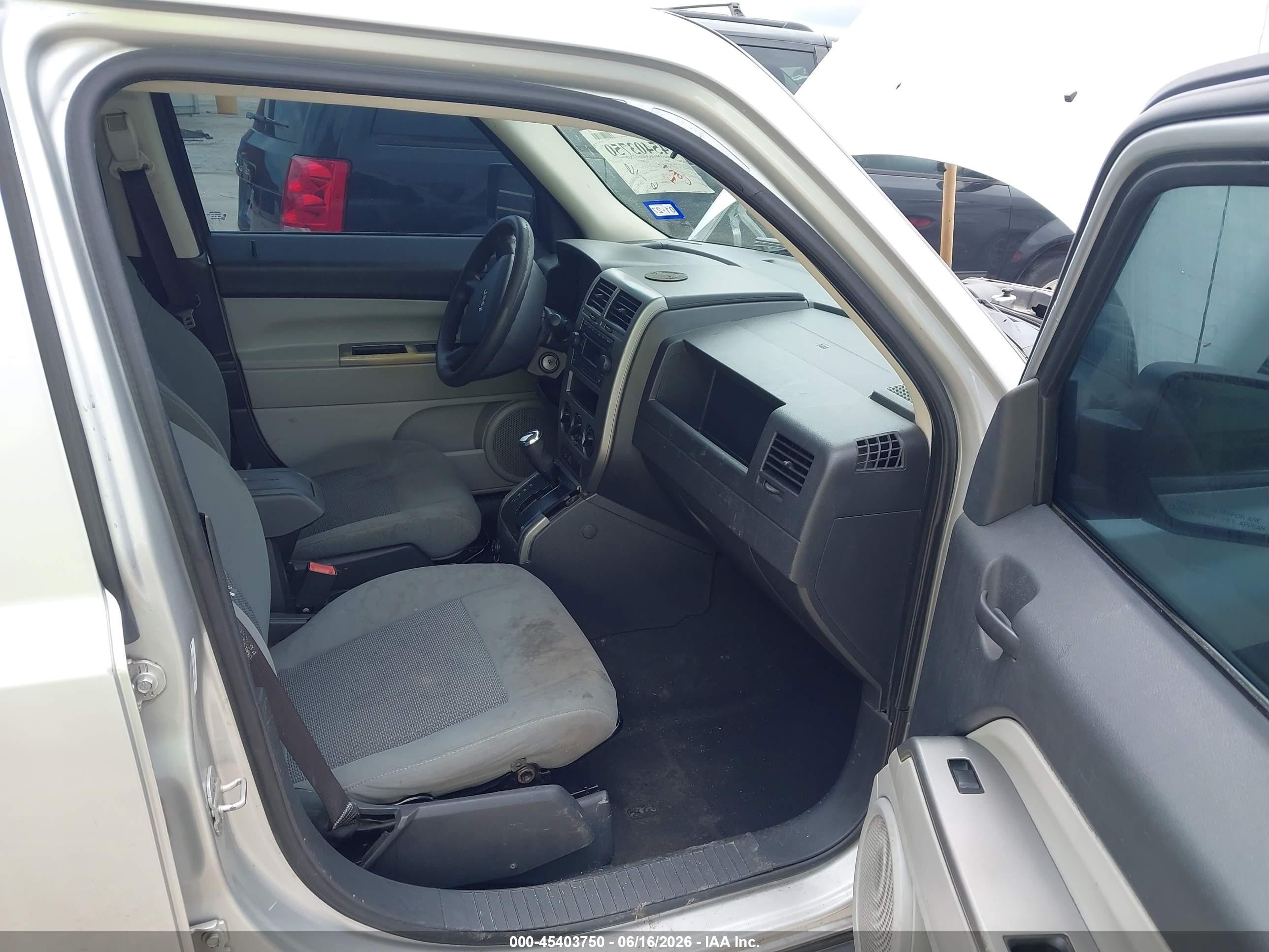 2007 Jeep Patriot Sport Silver vin: 1J8FT28W17D326293
