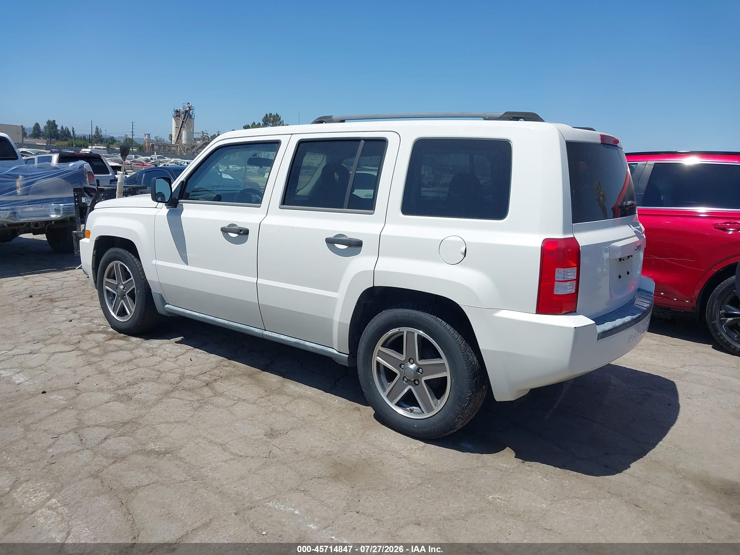 2008 Jeep Patriot Sport White vin: 1J8FT28W18D794140