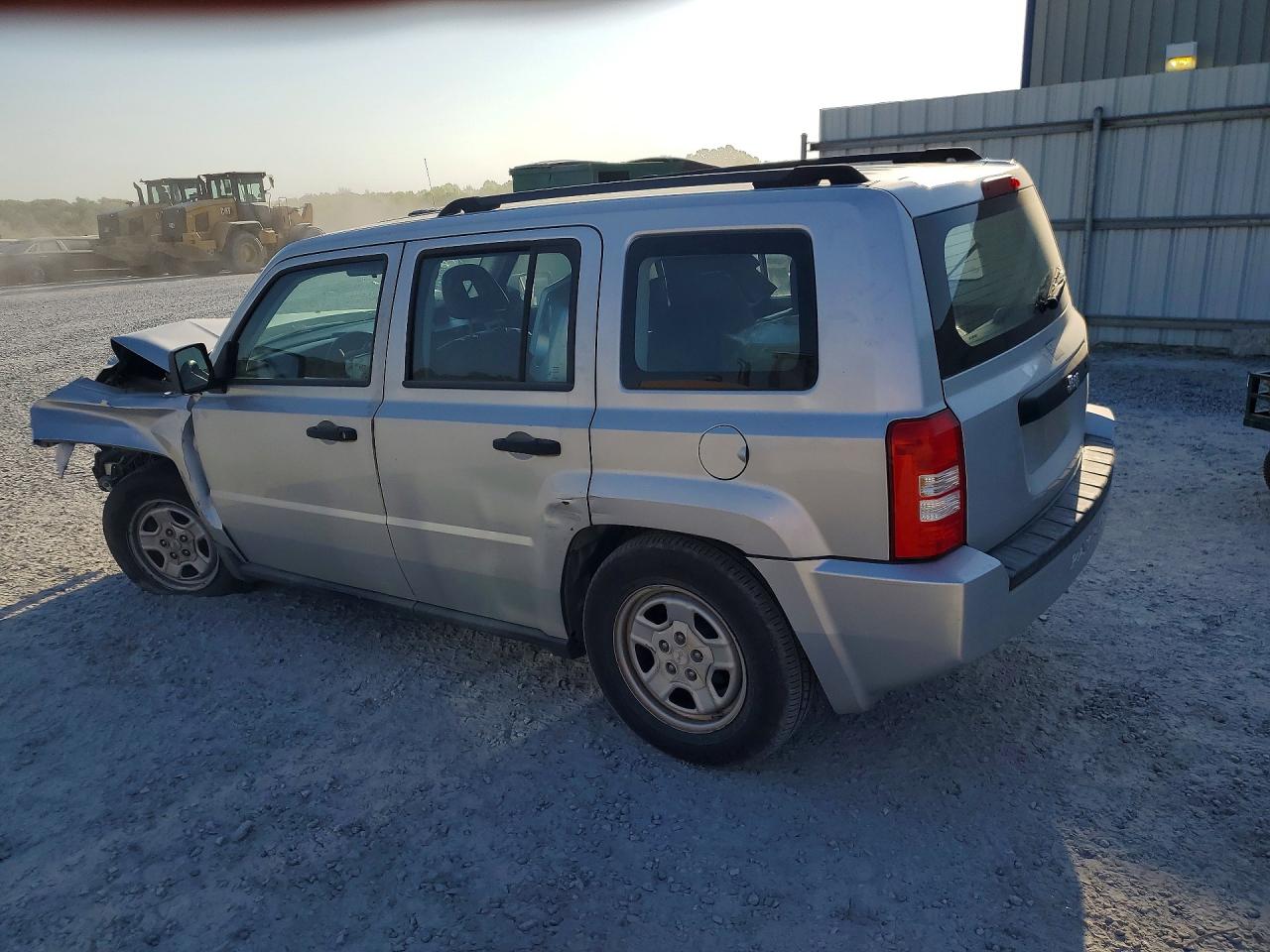 2007 Jeep Patriot Sport Белый vin: 1J8FT28W27D342826