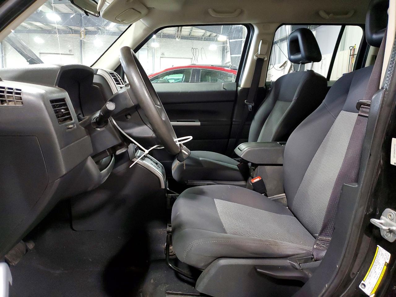 2008 Jeep Patriot Sport Black vin: 1J8FT28W38D777131