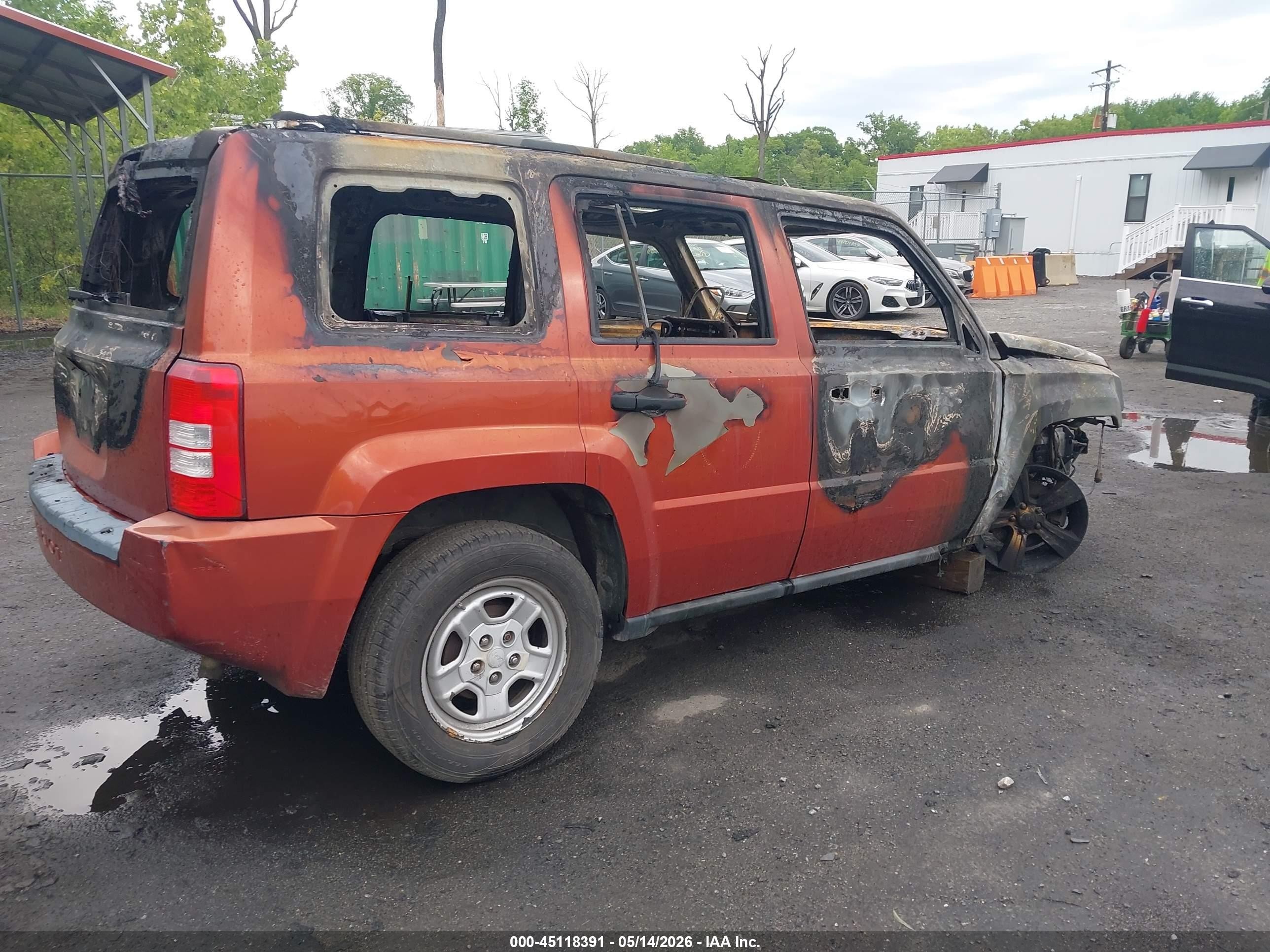 2008 Jeep Patriot Sport Orange vin: 1J8FT28W48D570490