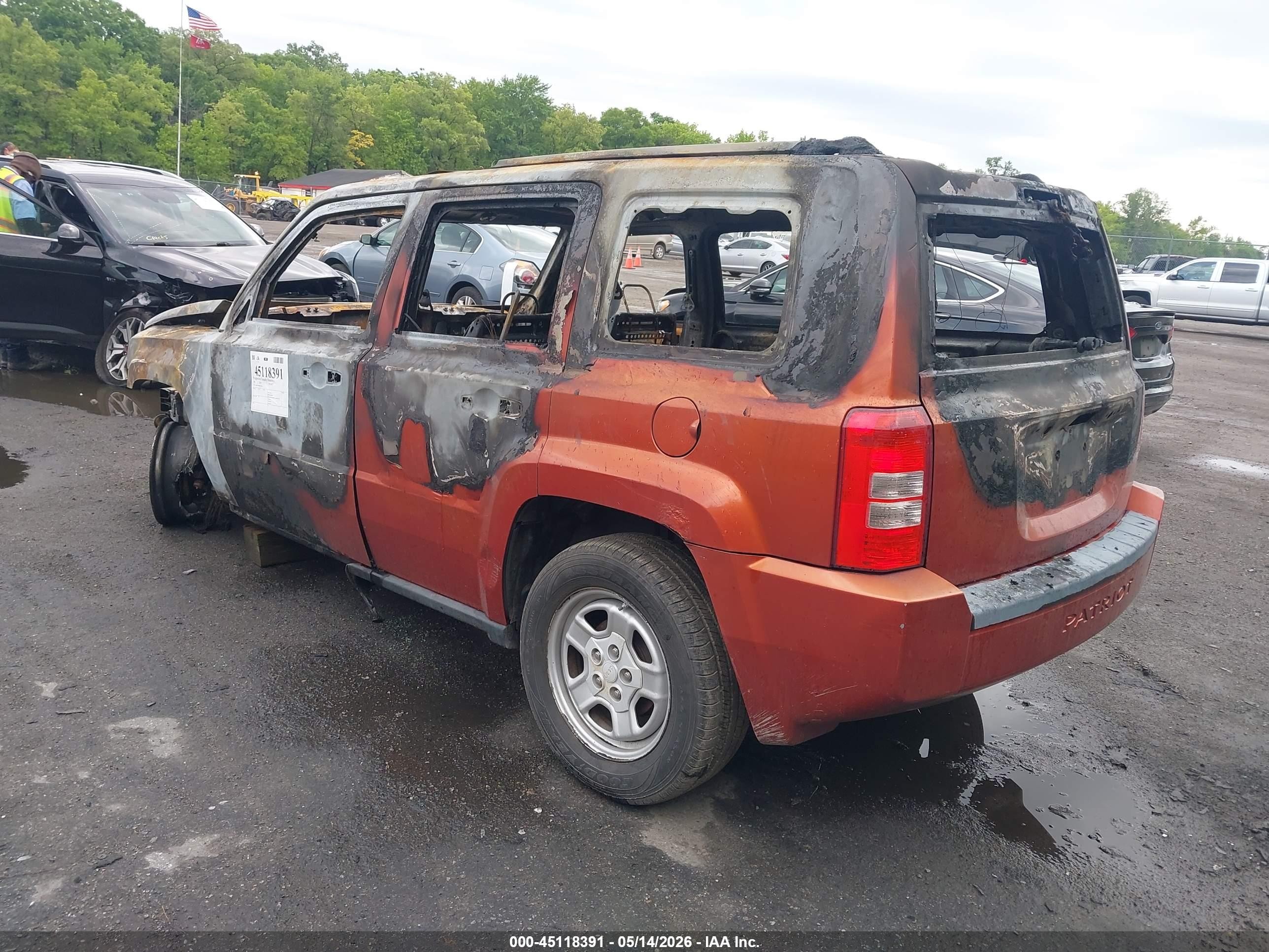 2008 Jeep Patriot Sport Orange vin: 1J8FT28W48D570490