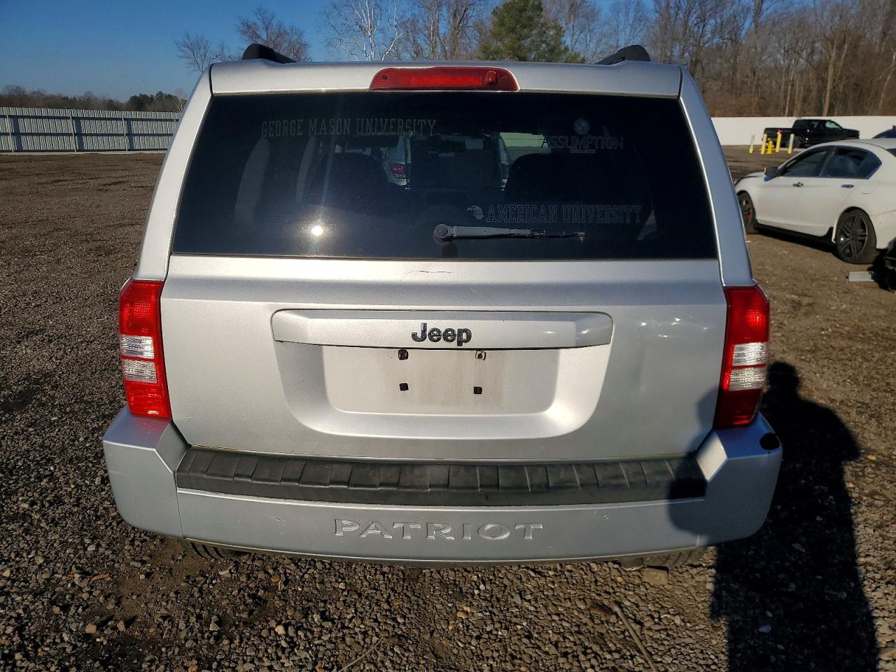 2008 Jeep Patriot Sport Silver vin: 1J8FT28W48D729783