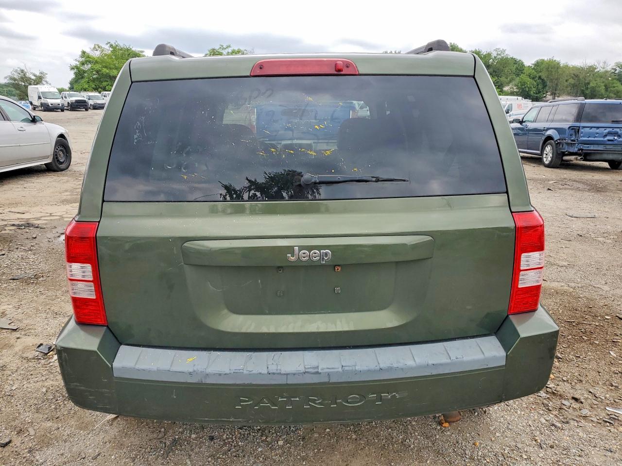 2008 Jeep Patriot Sport Green vin: 1J8FT28W68D706831