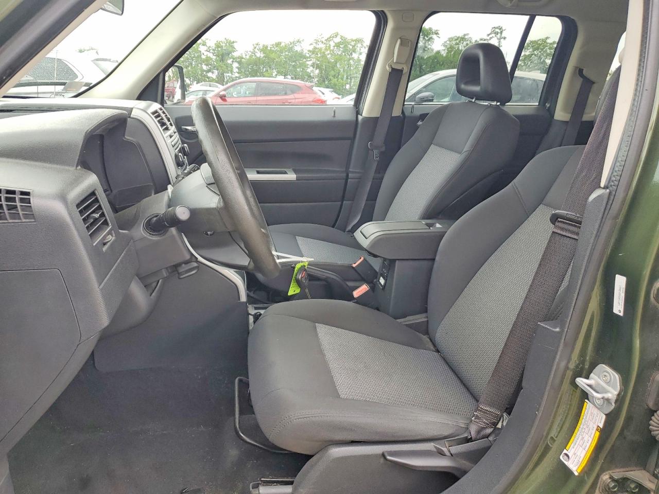 2008 Jeep Patriot Sport Green vin: 1J8FT28W68D706831