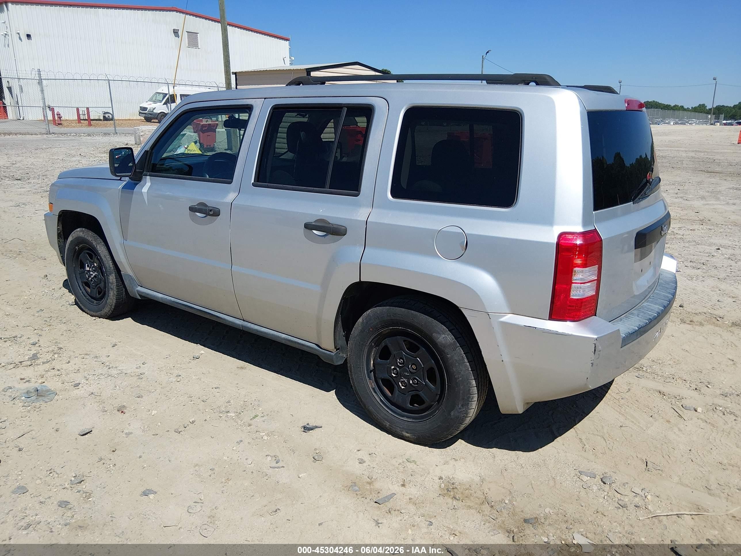 2007 Jeep Patriot Sport Silver vin: 1J8FT28W77D398227