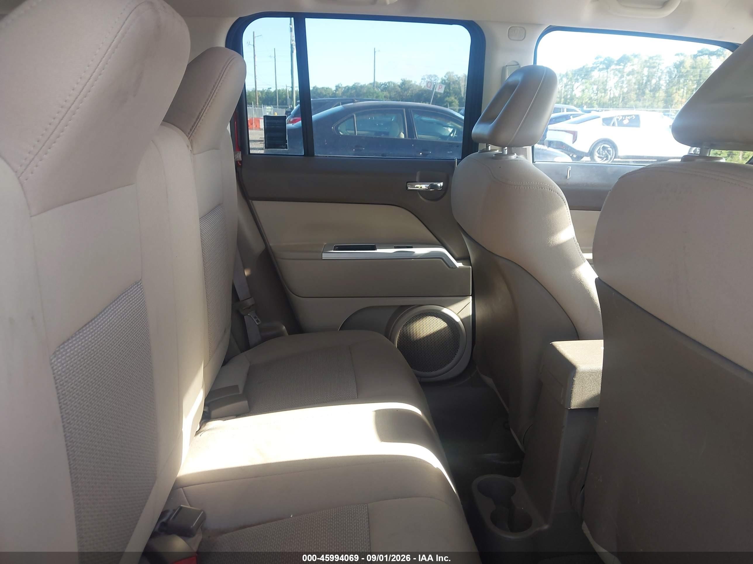 2008 Jeep Patriot Sport Red vin: 1J8FT28W78D783532