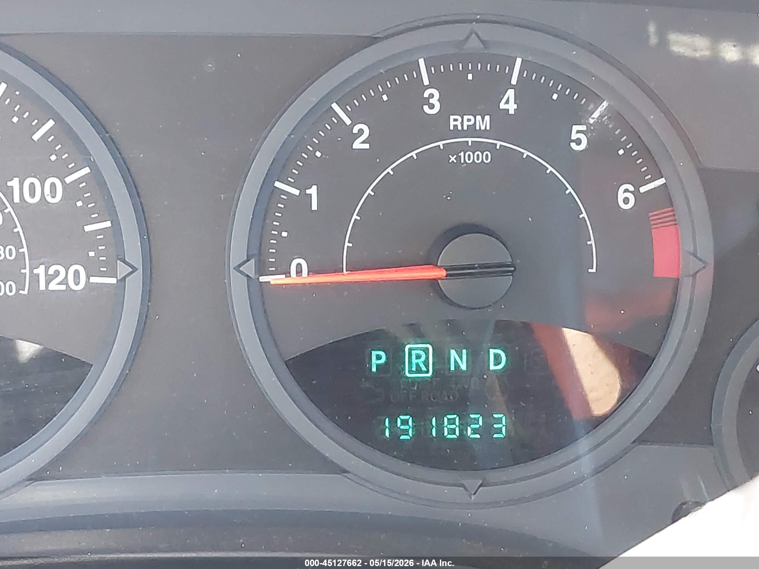 2008 Jeep Patriot Sport Серебряный vin: 1J8FT28W98D669581
