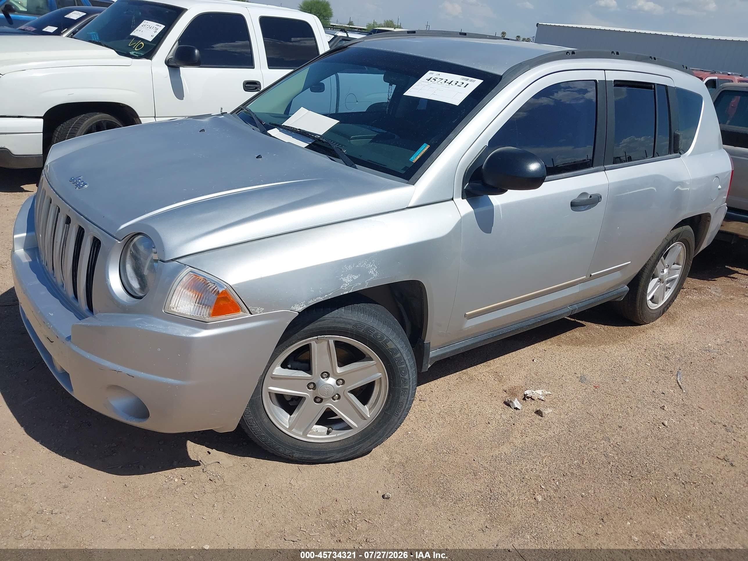 2008 Jeep Compass Sport Silver vin: 1J8FT47038D601432