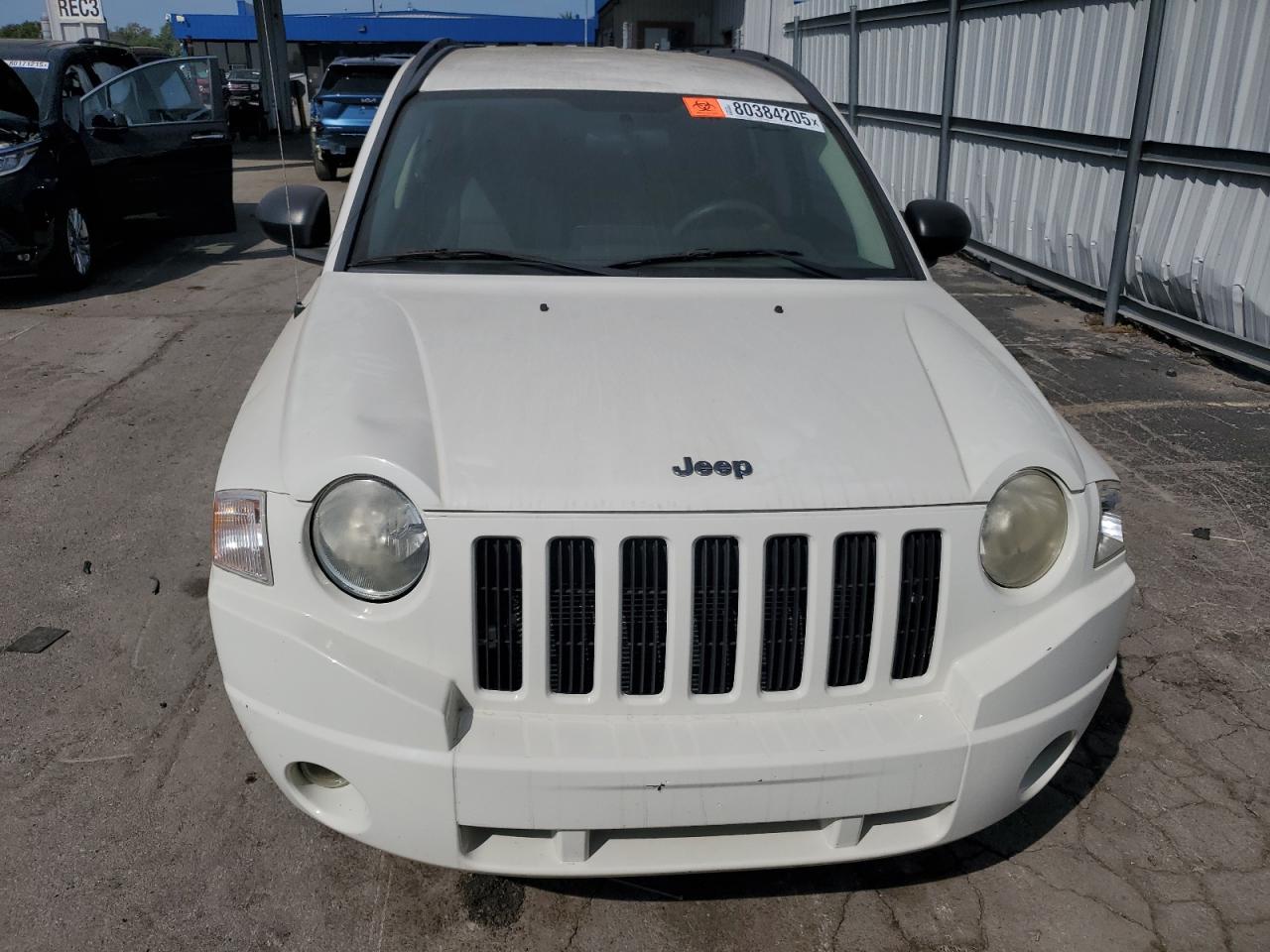 2007 Jeep Compass Белый vin: 1J8FT47057D237268