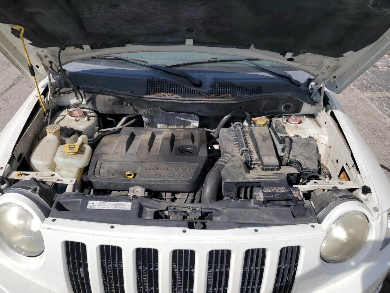2007 Jeep Compass Белый vin: 1J8FT47057D237268