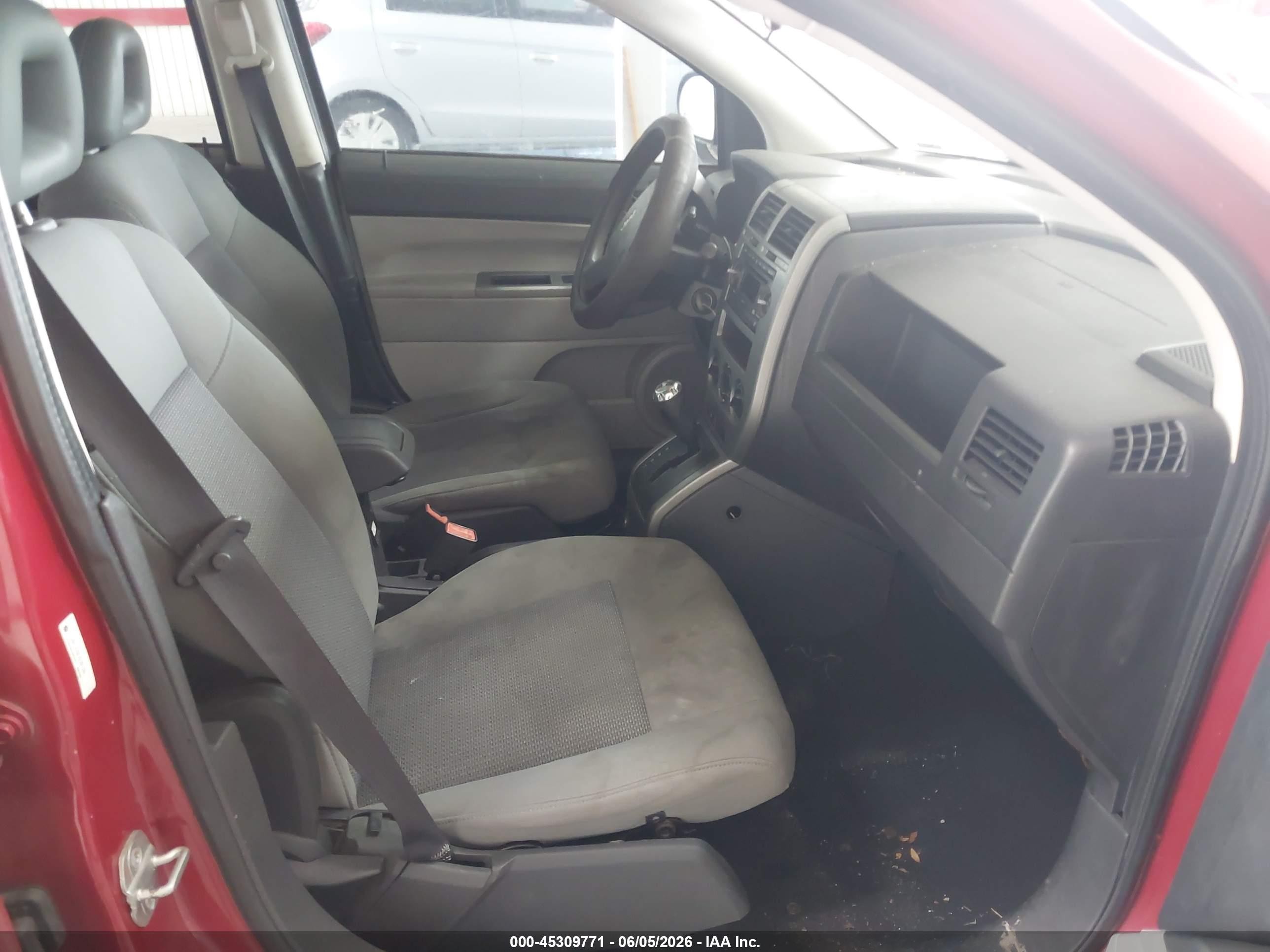 2007 Jeep Compass Sport Red vin: 1J8FT47067D391780