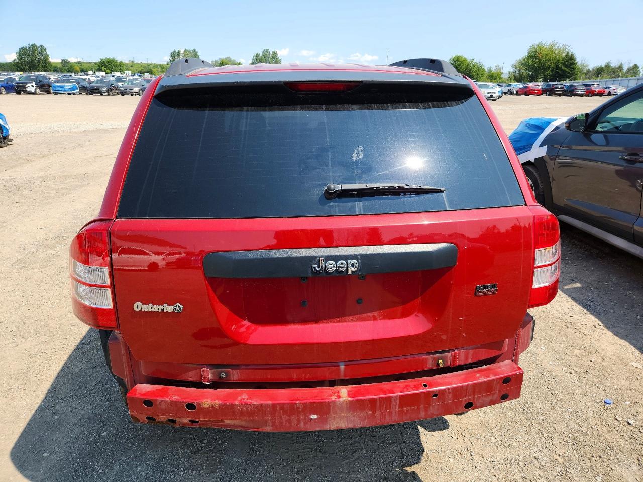 2009 Jeep Compass Sport Red vin: 1J8FT47B39D211322