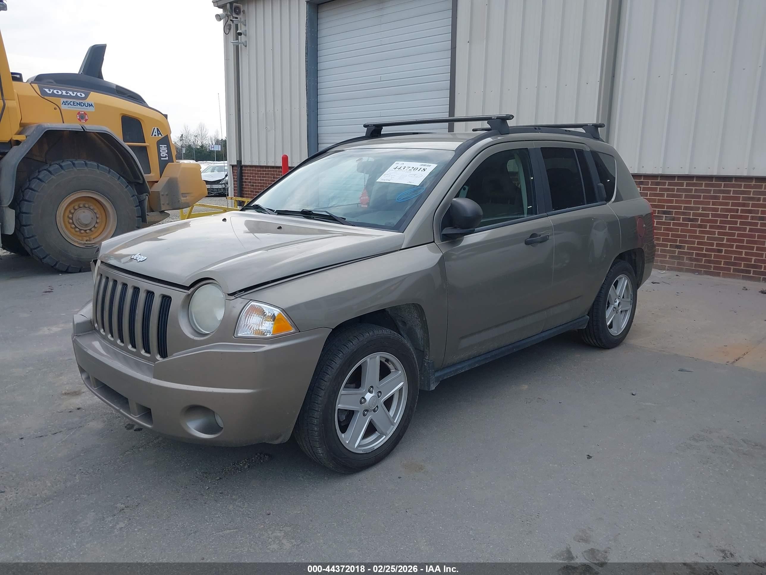 2007 Jeep Compass Sport Gold vin: 1J8FT47W07D180756