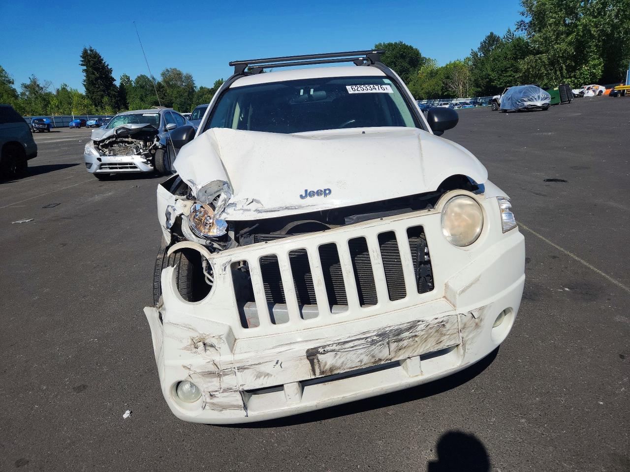 2007 Jeep Compass White vin: 1J8FT47W17D145790