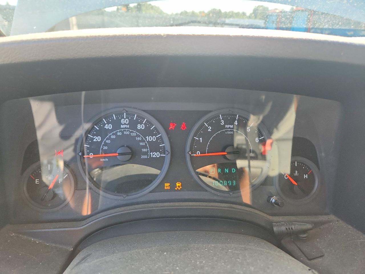 2007 Jeep Compass White vin: 1J8FT47W17D145790