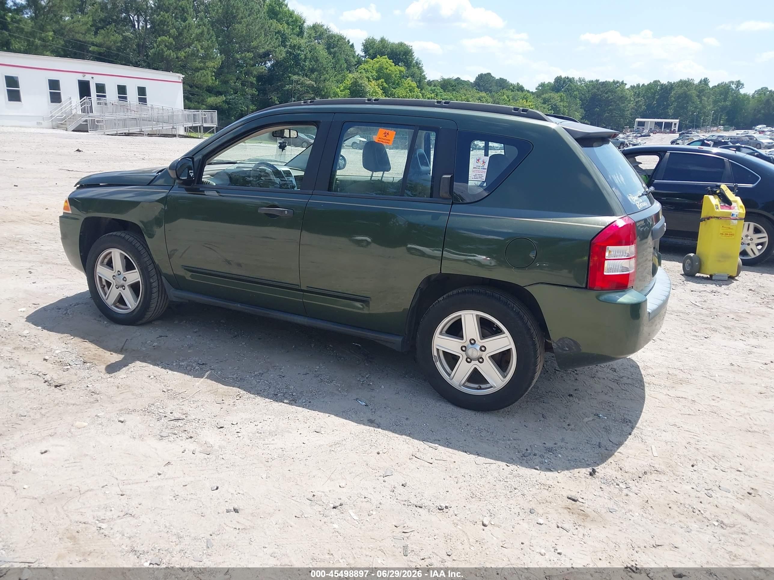 2008 Jeep Compass Sport Green vin: 1J8FT47W18D608898