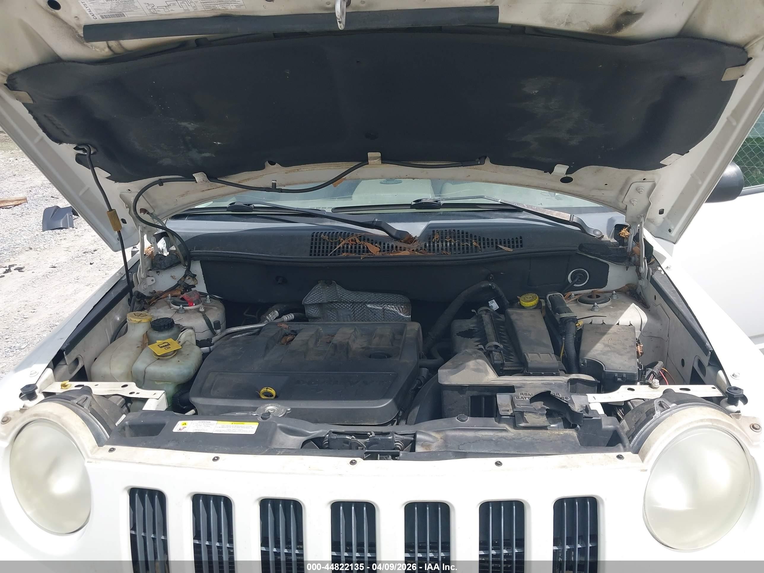 2007 Jeep Compass Sport Белый vin: 1J8FT47W27D119442