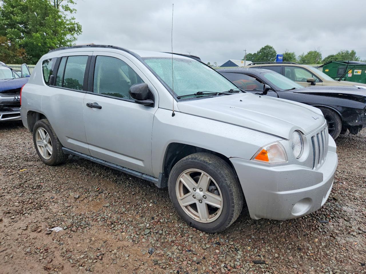 2007 Jeep Compass Silver vin: 1J8FT47W27D418848