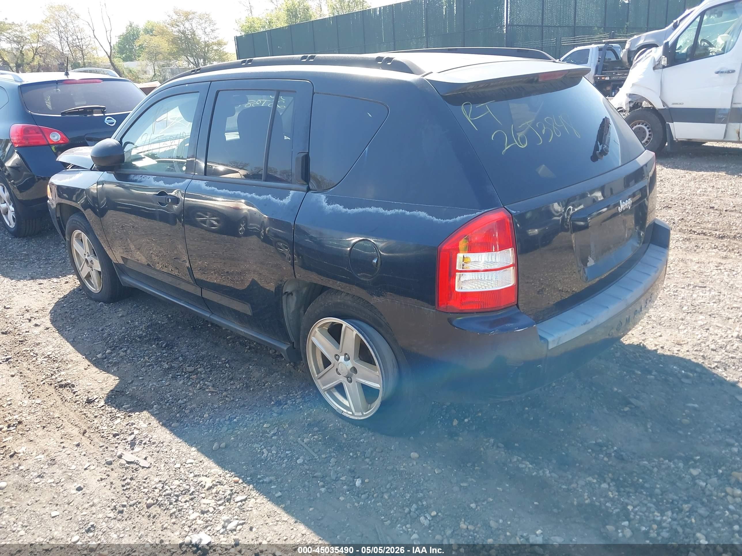 2007 Jeep Compass Sport Черный vin: 1J8FT47W37D190035