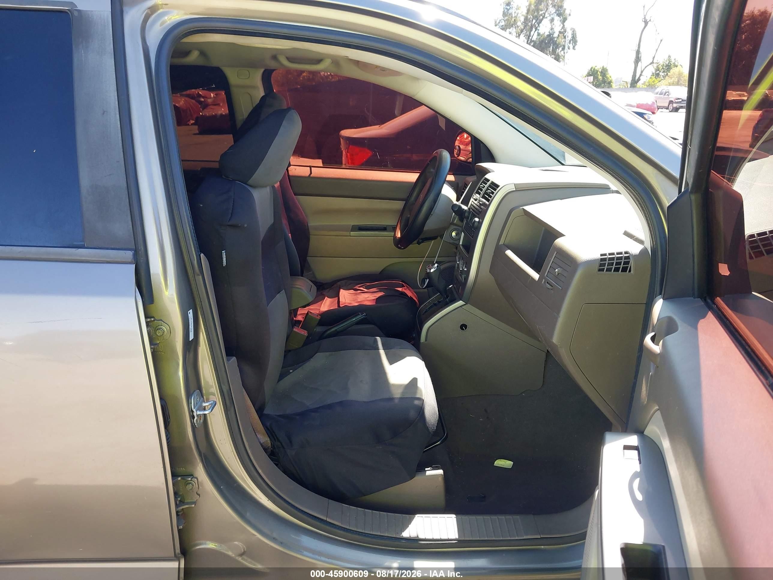 2007 Jeep Compass Sport Коричневый vin: 1J8FT47W47D118728