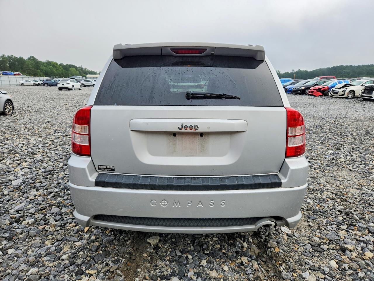 2007 Jeep Compass Silver vin: 1J8FT47W47D359088