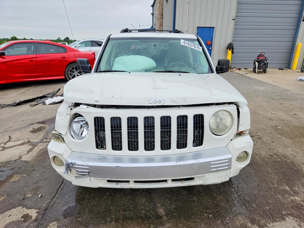 2007 Jeep Patriot Limited Белый vin: 1J8FT48W27D398079